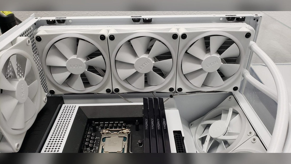Where Should You Mount an AIO Radiator? Top, Front, or Bottom