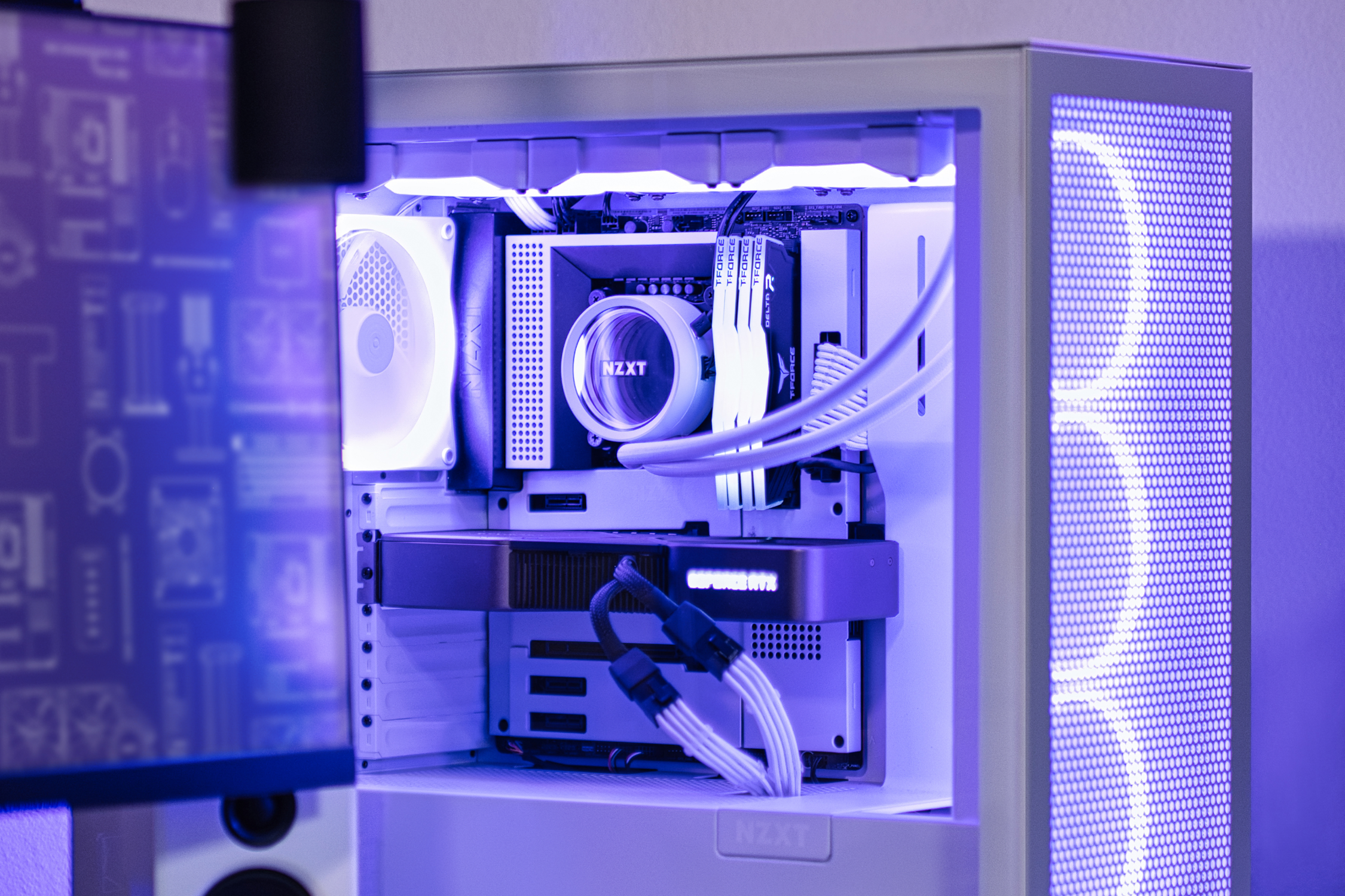 What ports does a Pre-Built Gaming PC have? – NZXT Support Center